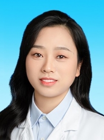 何莉